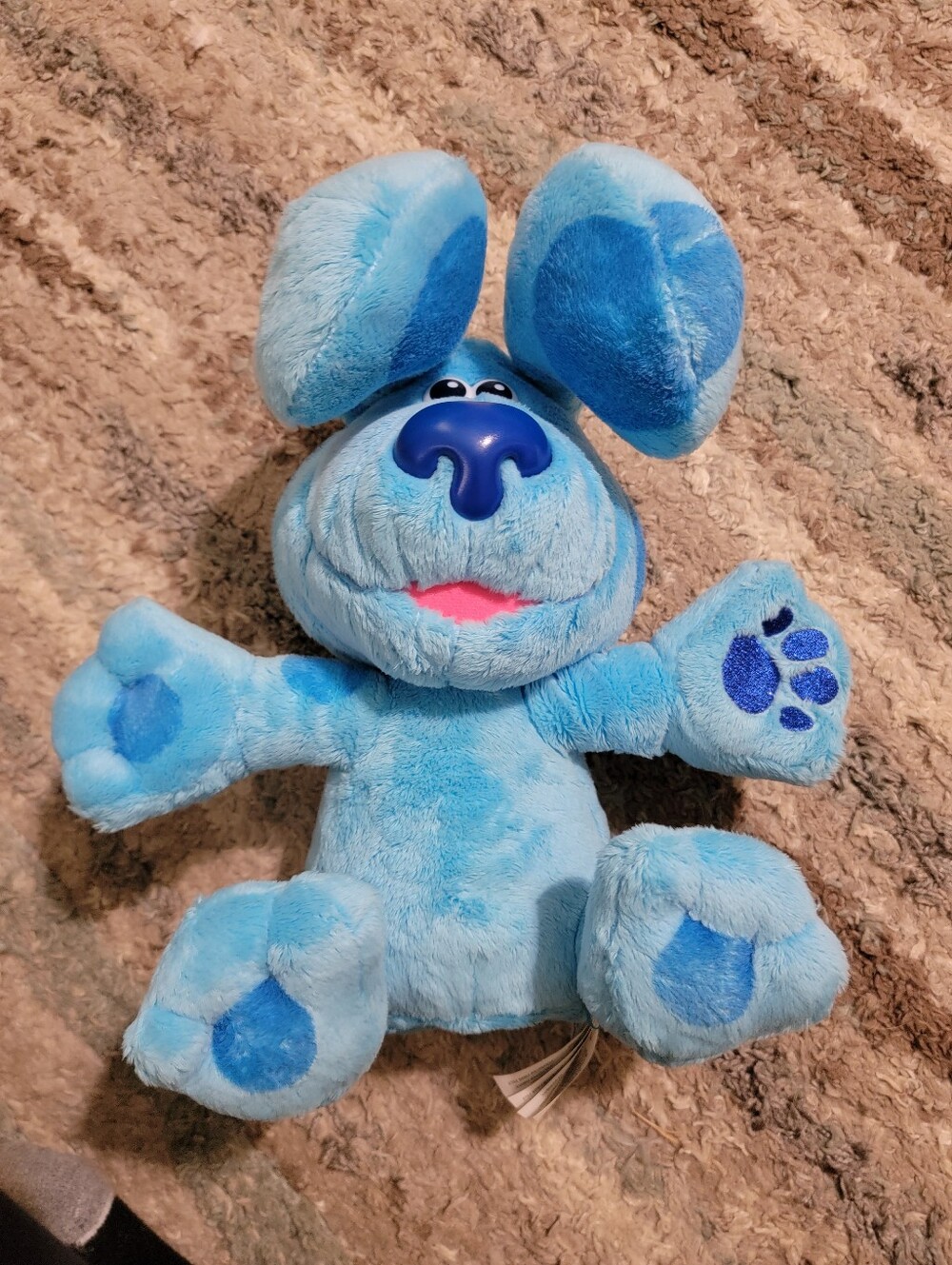 Blues Clues Plush Toy. Press His Tummy And He Plays Peek A Boo